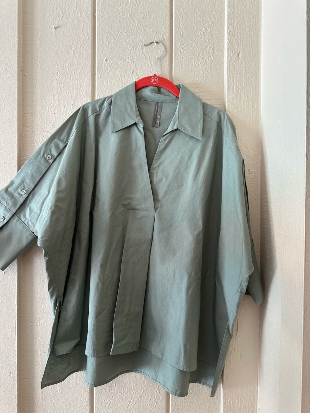 NEW ANTHROPOLOGIE MEDIUM SAGE GREEN PULLOVER BLOUSE TOP WOW S - Picture 2 of 3